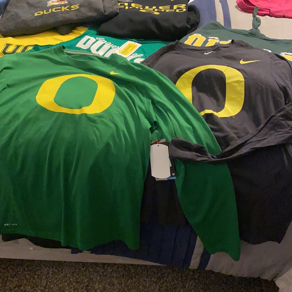 Huge Oregon Ducks bundle - Picture 2 of 6